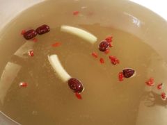 -东巴谷野生菌火锅餐厅