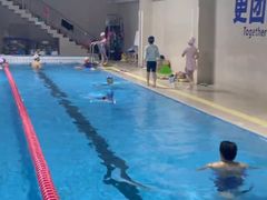 -奥冠体育华师附中恒温游泳馆