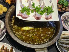-石锅苗苗鱼(武汉首店)