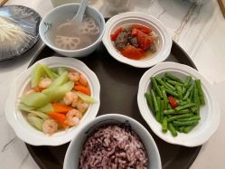 -玥奢国际母婴护理中心(滨江宝龙店)