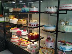 面包甜点陈列柜-卡漫莫尼蛋糕(徐汇店)