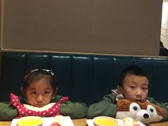 -峨嵋小镇·川菜(勒泰中心店)