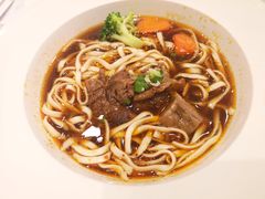 -康师傅私房牛肉面(马泉营奥莱店)