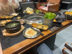 -何发发和牛烧肉·鳗鱼榴莲放题自助(乐峰广场店)