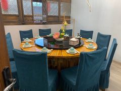 -亿江南新概念融合美食餐厅(管仲老街店)