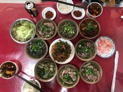 -谢老五跷脚牛肉·非遗传承店