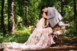 -雪中彩影婚纱摄影·微光艺术中心