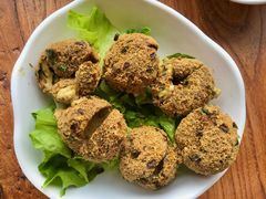 -包整·丝娃娃(一览甲秀楼风景店)