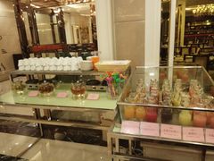 -金紫荆美食自助餐厅
