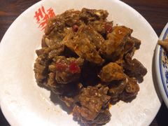 -爆炸头阿姨小四川正宗川味小吃(无任何分店)