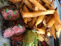 -ROAST coffee & eatery