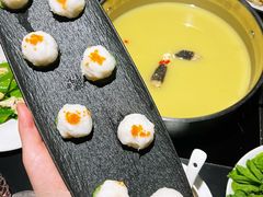 -鲜入唯煮·港式海鲜牛肉火锅(金宝街店)