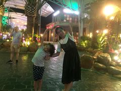 -三亚海昌梦幻海洋不夜城