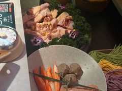 -芸山季·云南野生菌火锅(人民广场来福士店)