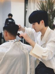 -V7 HAIR SALON
