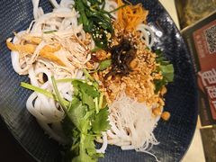 -芸山季·云南野生菌火锅(人民广场来福士店)