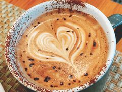 -Chom Cafe and Restaurant