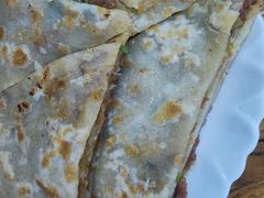-溢心园香河肉饼总店