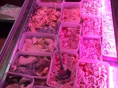 -周良天山牛杂城(天山路总店)