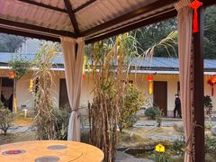 -湘力力小院·鱼汤泡饭(枫林路店)