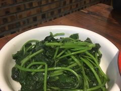 清炒红薯叶-老三样·美食研究中心(世贸路店)