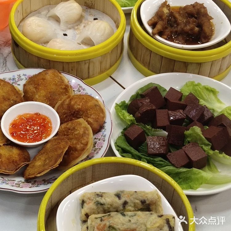 冬天里第一碗粥是它给的，暖心又暖胃💕