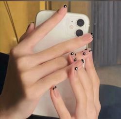 -悦指间美甲美睫