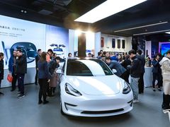 -TESLA 特斯拉(郑州正弘城体验店)