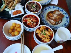 -炉小二铜锅牛蛙•川湘菜(三里屯店)