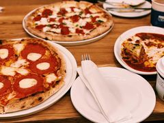 -城市大道红炉披萨烘焙坊