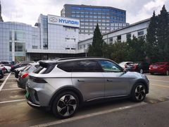 -ARCFOX极狐(世纪金源店)