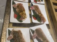-山焱·炭火自助烤肉(周浦万达店)