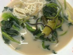 -麻小劲菌汤麻辣烫(体育西路店)