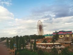 -七彩云南欢乐世界