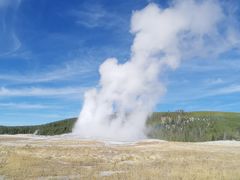 -老忠实间歇泉