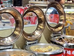 -罗二娘·鲜切牛自助火锅(罗湖东门步行街店)