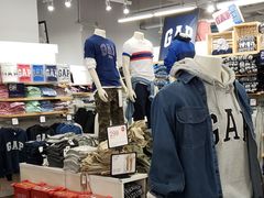 -GAP(王府井奥莱·香江小镇店)