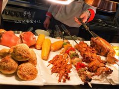 -唐拉雅秀酒店-西锦汇空中BBQ·思创餐厅