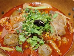 -成都你六姐·牛肉冒菜(城市集市合生汇店)
