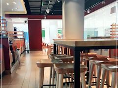 大堂-The Habit Burger Grill 哈比特汉堡(复兴soho店)
