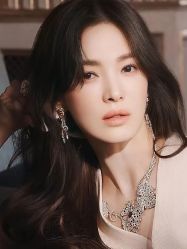 -Eling伊林彩妆·化妆培训(河西奥体店)