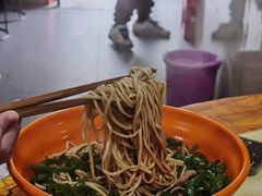 青椒干子肉丝干挑面-五村饭店