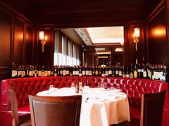 大堂-Wolfgang’s Steakhouse 沃夫冈牛排馆(上海白玉兰广场店)