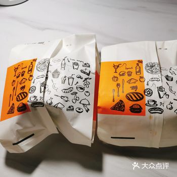 核桃和枣糕太搭了。枣香浓郁