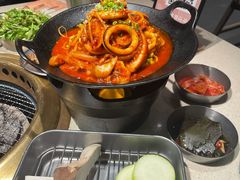 -蚂蚁洞·烤肉大营地(上海静安大悦城店)