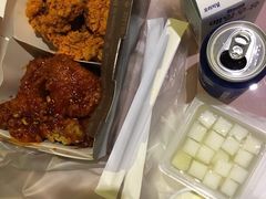 -BHC炸鸡(明洞总店)