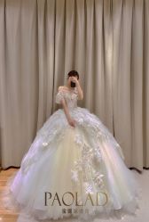 -南京宝娜嫁衣婚纱礼服馆(中央路店)