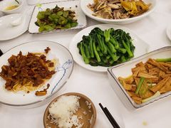 -围龙屋客家食府(福田店)