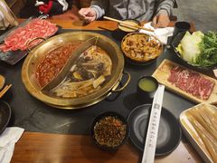 -沸炉重庆老火锅(军事博物馆店)