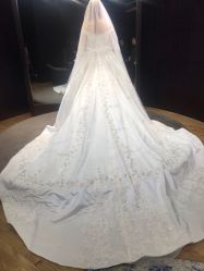 -南京宝娜嫁衣婚纱礼服馆(中央路店)